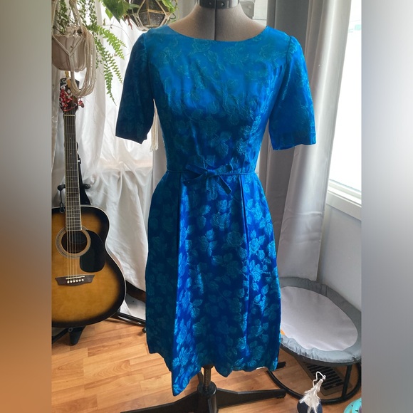 60s Vintage Silk Brocade Dress - Picture 3 of 5